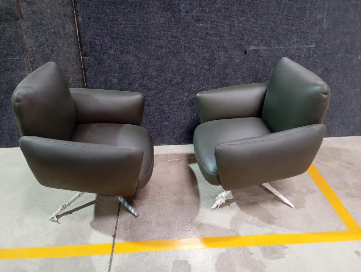 SC907 LEATHER SOFT LEISURE CHAIR (GREY) (ARM H-584 MM) - FURNITURE - ( - BUENA CASA - 584x787x851 mm - 23.36inchX31.48inchX34.04inch)