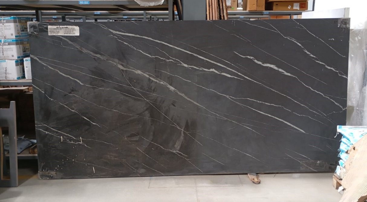 BLACK PORCELAIN COUNTER TOP - FURNITURE - ( - BUENA CASA - 3124x1600 mm - 124.96inchX64inch)