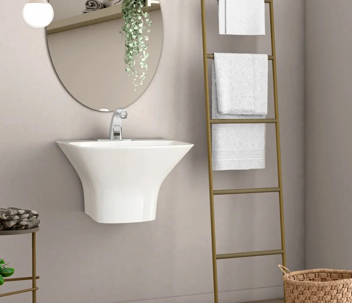 WASH BASIN BERLIN W/INTEGRATED PEDESATAL - HINDWARE -  ( STAR WHITE - ITALIAN - 560x460 mm - 22inchX18inch )