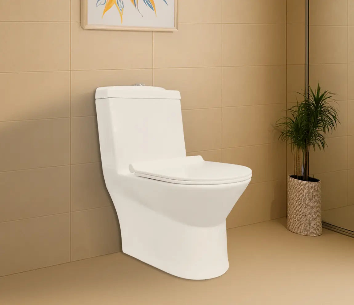 EWC ONE PIECE STUDIO S TRAP -300 W/ SOFT CLOSE SEAT COVER - HINDWARE -  ( STAR WHITE - STUDIO - 0x0 mm - 0inchX0inch )
