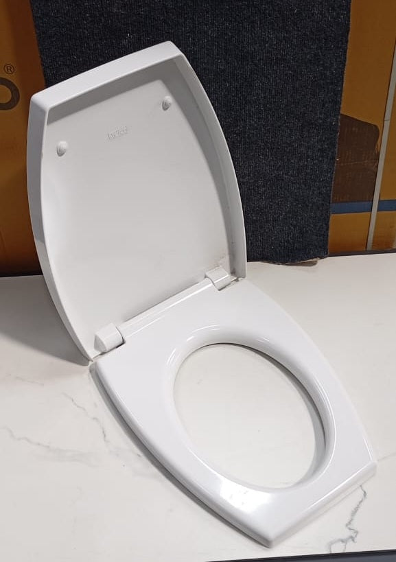 (PRUN)SEAT COVER FOR 0912 & 0106 - ARTIZE SWARE -  ( WHITE - ARTIZE DESIGNER - 0x0 mm - 0inchx0inch )