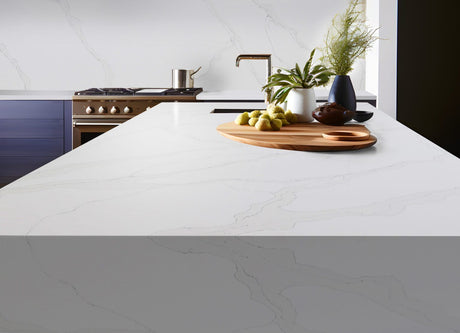 CALACATTA-8 - CALACATTA LECHE II (6385) - SURFACES -  (  - TABQUARTZ - 3270x1640x20 mm - 128.74inchX64.57inchX0.8inch )